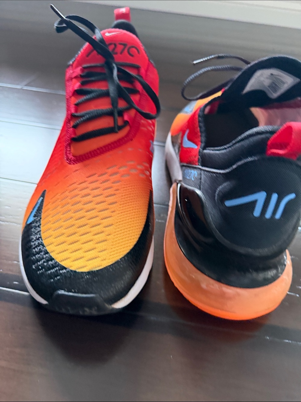 Nike Red and Black Air 270 with Orange Air Unit - Picture 3 of 6